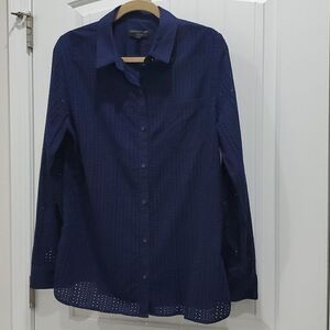 Banana Republic classic fit Navy button down, Size Large,  NWOT